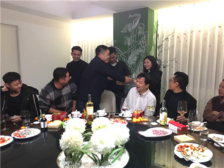 歲末狂歡！2018 IDAC彥翔設(shè)計(jì)迎新答謝年會(huì)  